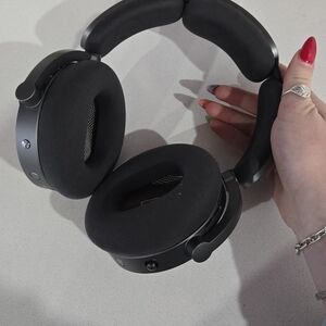 Dyson Ontrac Over-Ear Black Headphones